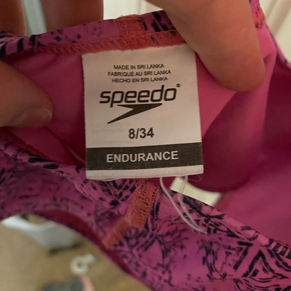 Pink speedo one peice (training suit) 8/34 - Picture 3 of 3